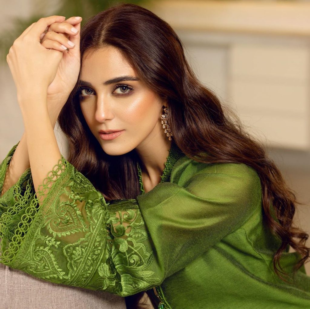 Maya Ali Shared Pictures With Meaningful Poetry 1