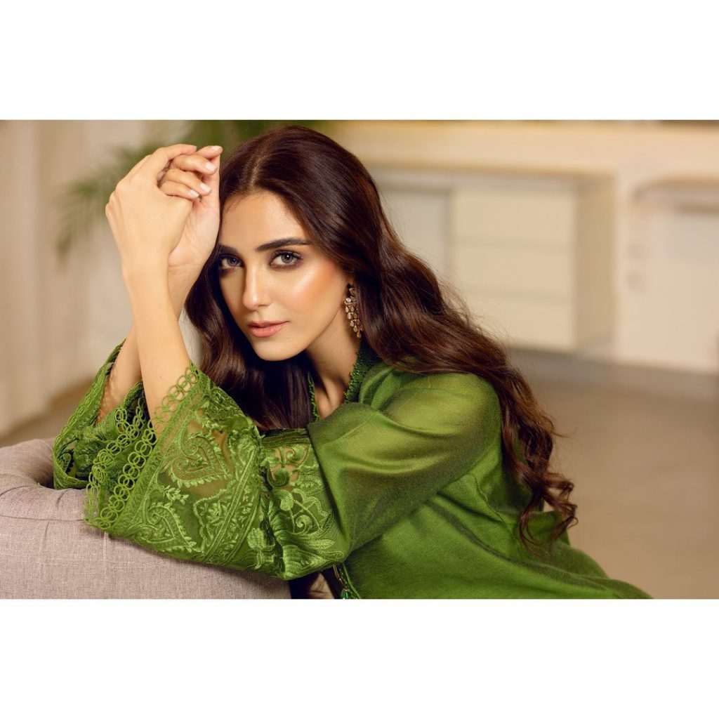 Maya Ali Shared Pictures With Meaningful Poetry 4