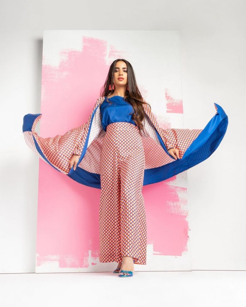 Saboor Aly Collaborated With Lulusar For Latest Versatile Outfits 15