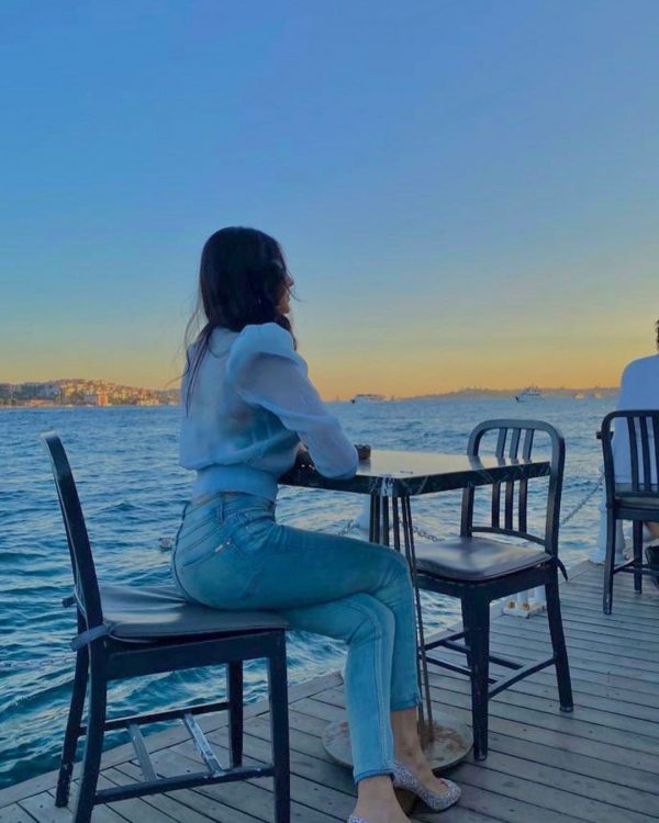 Beautiful Pictures of Sadia Khan from her Turkey Trip