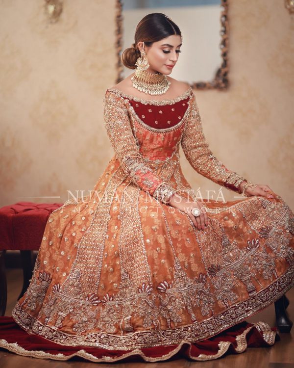 Beautiful Bridal Photo Shoot of Gorgeous Actress Zoya Nasir