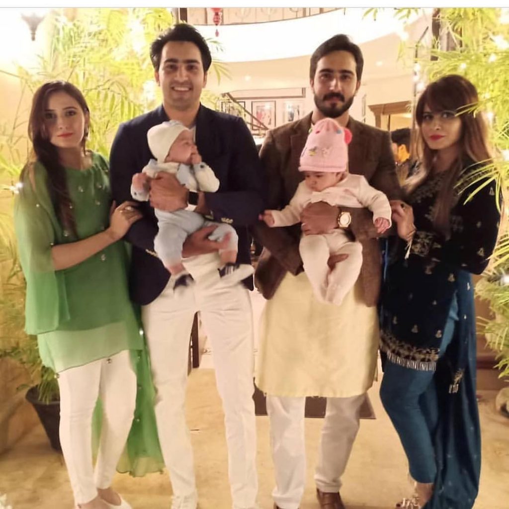 famous-twin-brothers-hammad-and-faraz-with-their-family-24-7-news