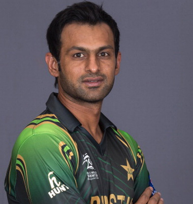Shoaib Malik Was Spotted Spending Quality Time With His Family