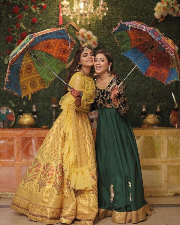 Actress Anumta Qureshi with her Sister Misbah