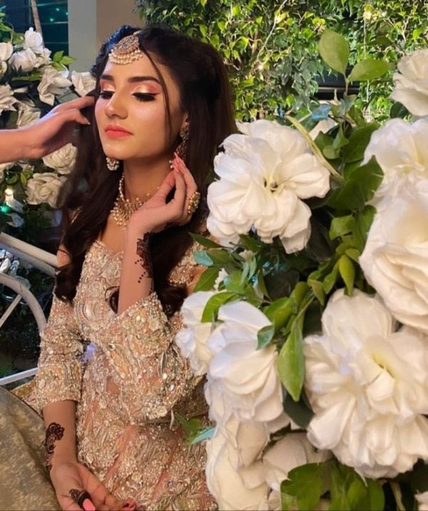 Social Media Viral Girl Nimra Ali on Set of her Bridal Photoshoot