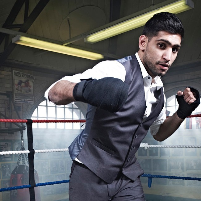 Amir Khan Hints About Joining Politics 9