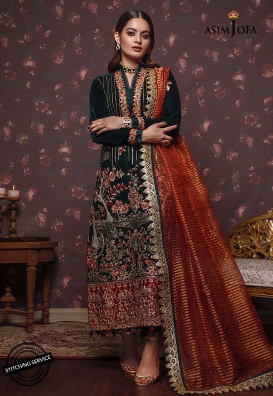 Minal Khan For Asim Jofa Latest Pakistani Velvet Dresses