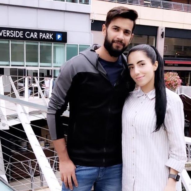 Imad Wasim Wife | 10 Lovely Pictures