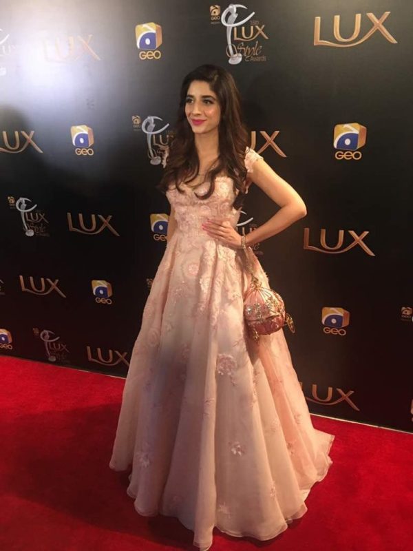 Famous Pakistani Celebrities Lux Brand Ambassadors