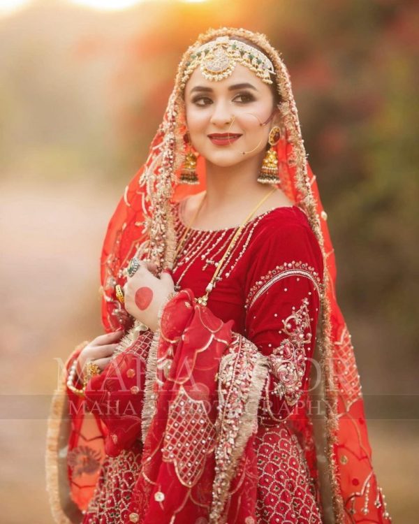 Yumna Zaidi Nails The Traditional Pakistani Bridal Dress
