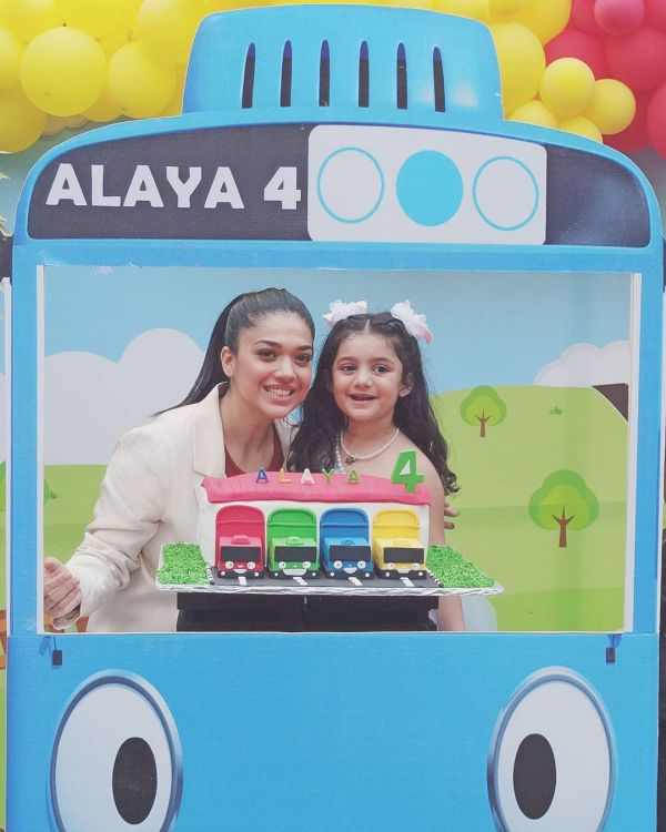 Sanam Jung Celebrating 4th Birthday of her Daughter Alaya