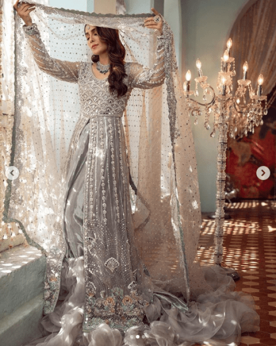 Ayeza Khan Latest Pakistani Wedding Dresses Photoshoot
