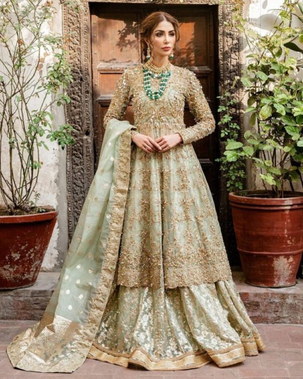 Sabeeka Imam Pakistani Bridal Photoshoot