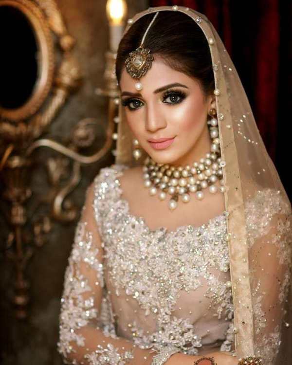 Laiba Khan Shoot In Latest Pakistani Bridal Dress