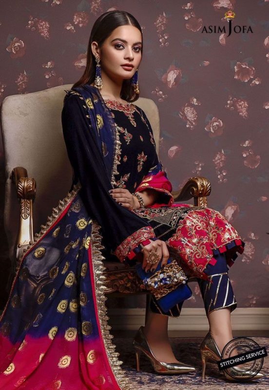 Minal Khan For Asim Jofa Latest Pakistani Velvet Dresses