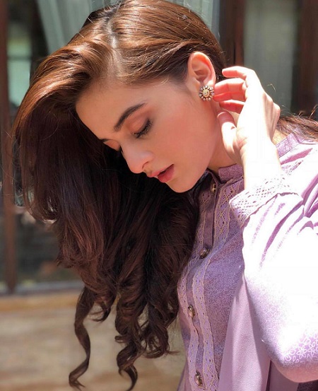 Aiman Khan2 1