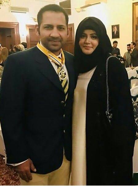 Sarfaraz Ahmed Wife | 10 Beautiful Pictures