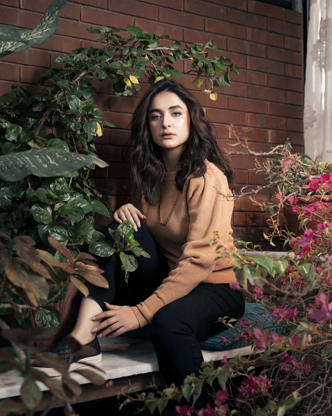 Yumna Zaidi is Looking Gorgeous in Her Latest Shoot