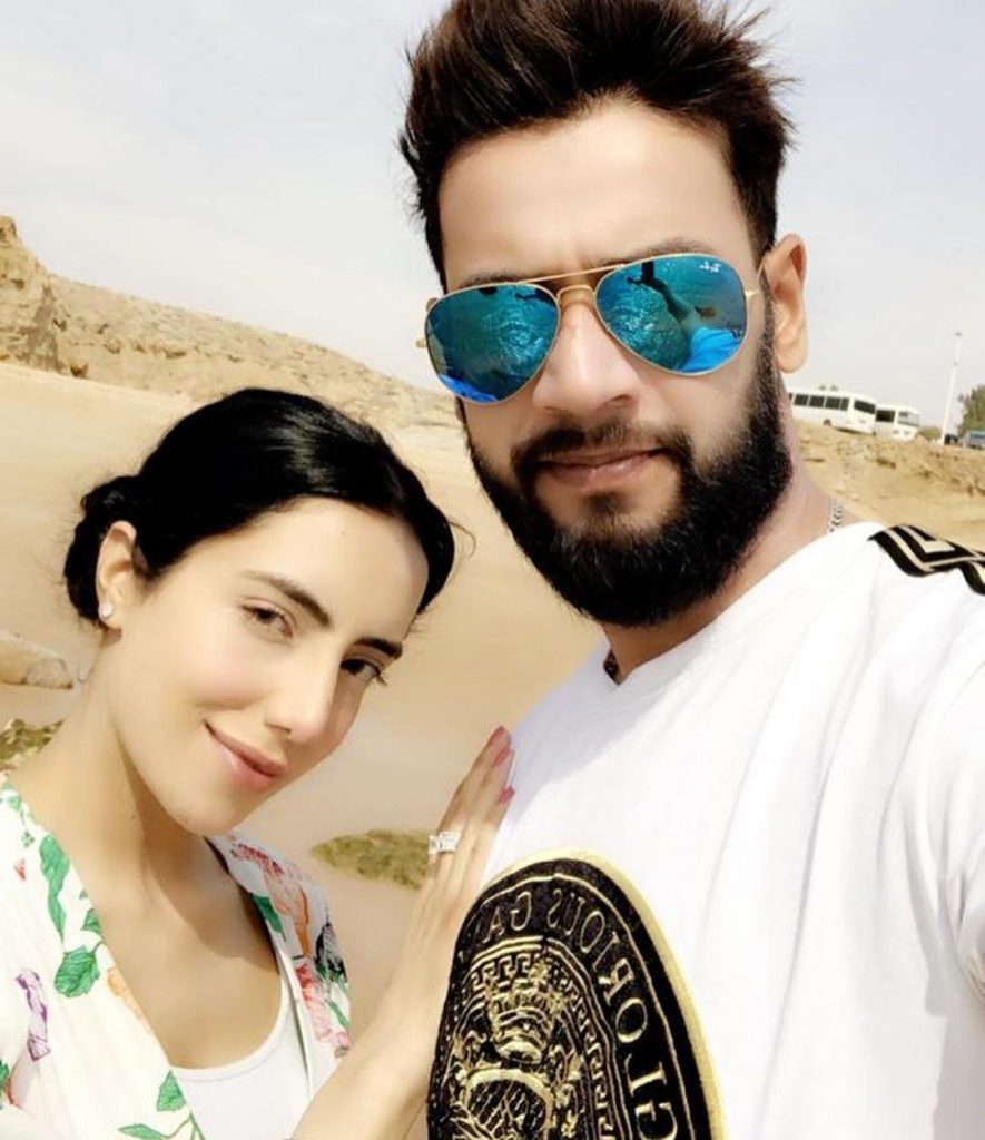 Imad Wasim Wife | 10 Lovely Pictures