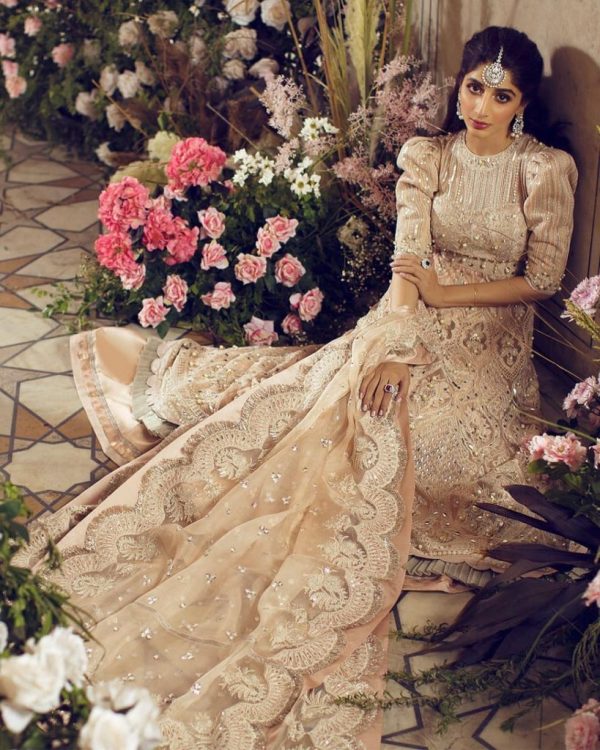 Mawra Hocane Latest Pakistani Wedding Dresses