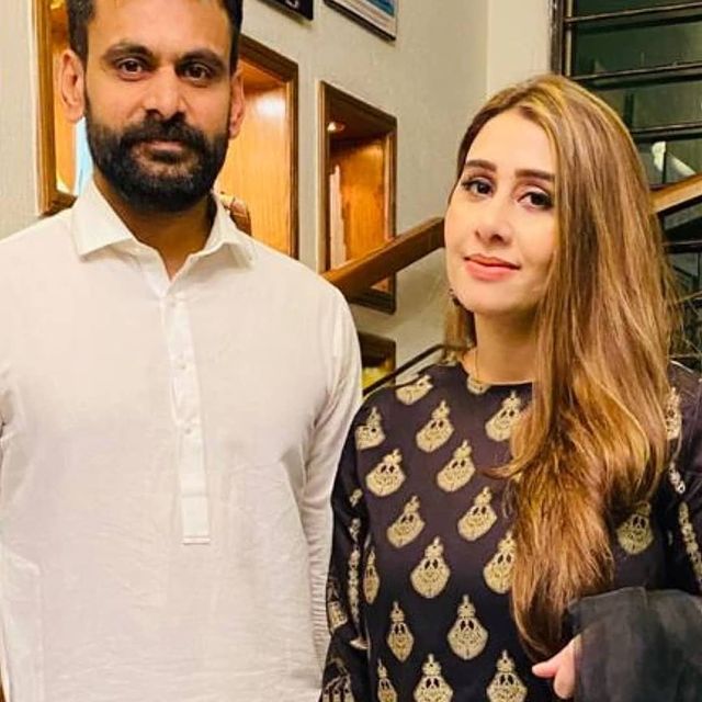 Mohammad Hafeez Wife | 20 Adorable Picture