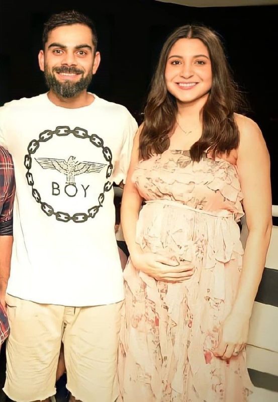 Mom-To-Be Anushka Sharma's Maternity Fashion In Comfy Casuals