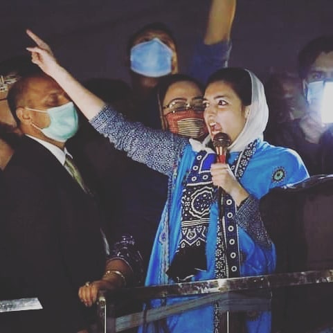 Five Times Asifa Bhutto Looked Like Her Mother Benazir Bhutto