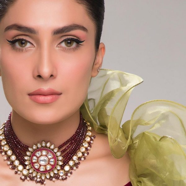 Ayeza Khan Sets Internet On Fire With Her Ruffled Outfit