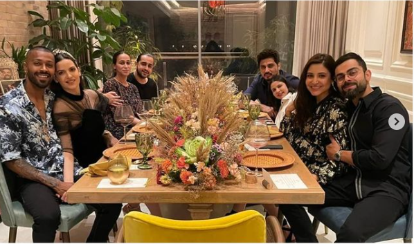 Anushka Sharma and Virat Kohli Spend New Year With Friends