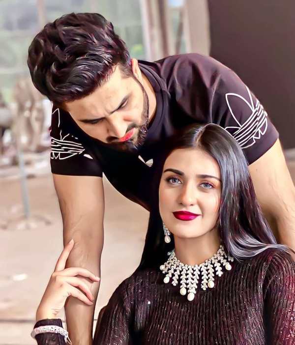 Beautiful Couple Sarah Khan and Falak Shabir Latest Clicks