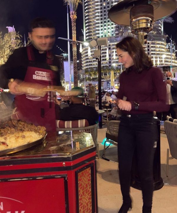 Hania Amir Meets Famous Turkish Chef CZN Burak