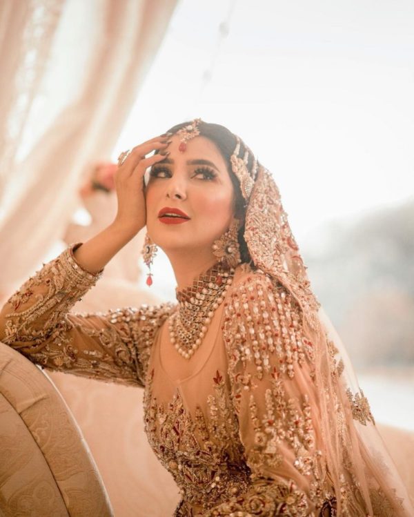 Areeba Habib Latest Bridal Photoshoot