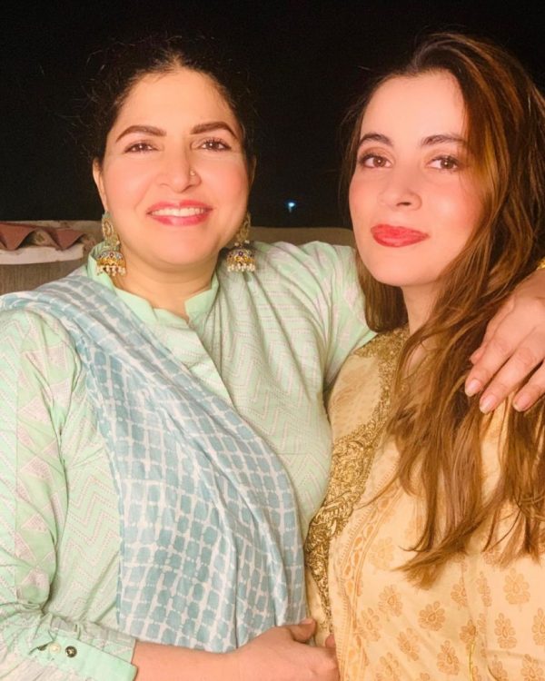 Birthday Pictures of Shagufta Ejaz Daughter Anya Ali