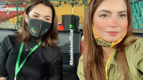 Peshawar Zalmi Girls Hania Amir and Dananeer Clicks from PSL Match