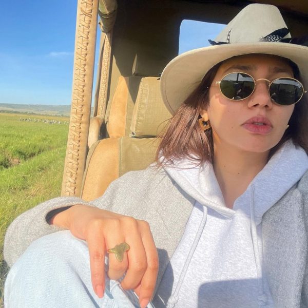 Mahira Khan is Vacationing in Africa with her Brother