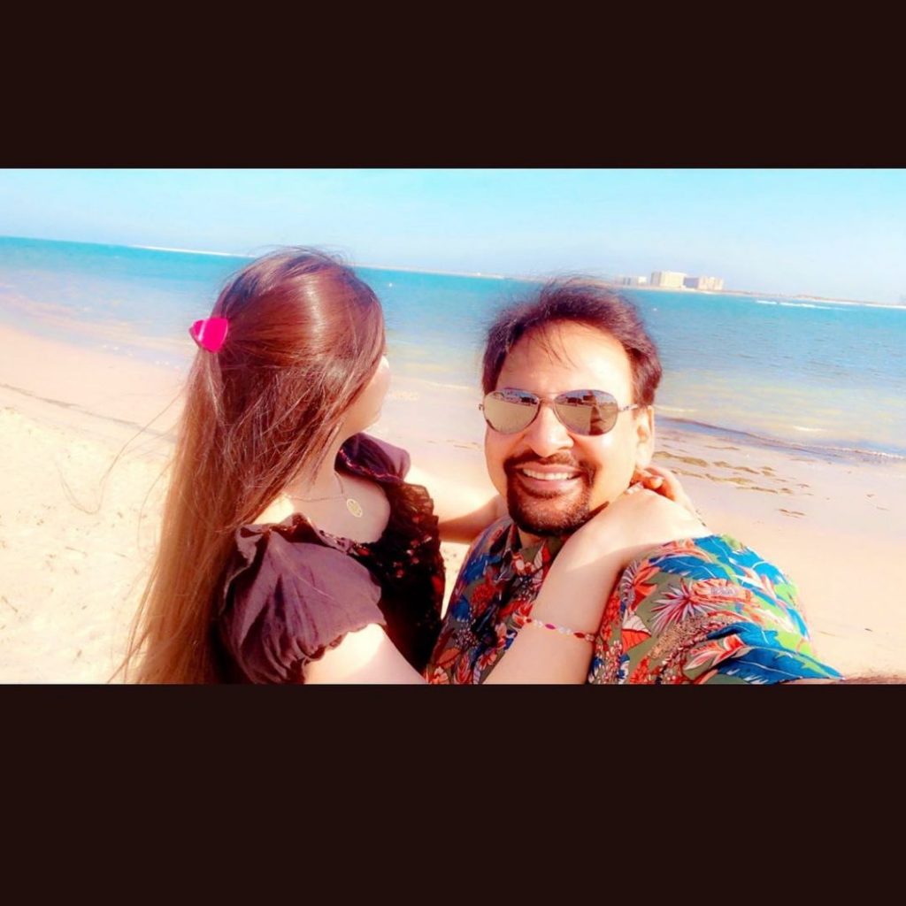 Sara Elahi Tik Tok Star And Actress-Pictures With Husband