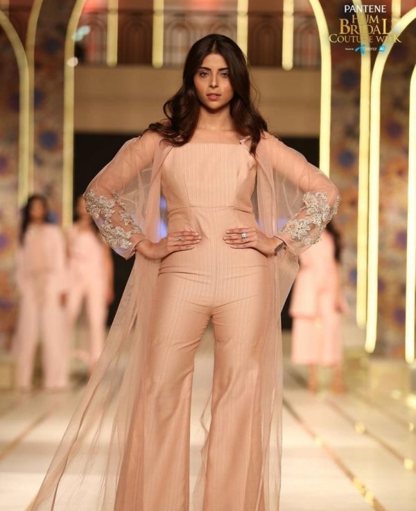 Maya Ali Looks Hot Bridal Couture Week Hair Show