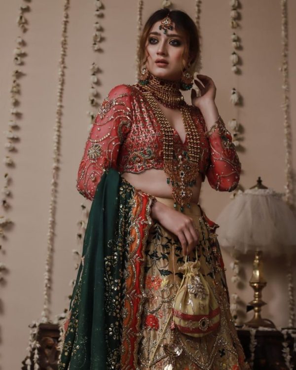 Hot Photoshoot Of Momina Iqbal