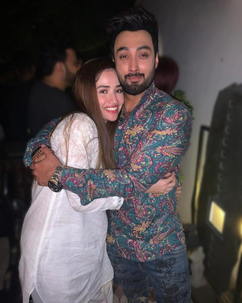 Latest Lovely Pictures of Sana Javed and Umair Jaswal