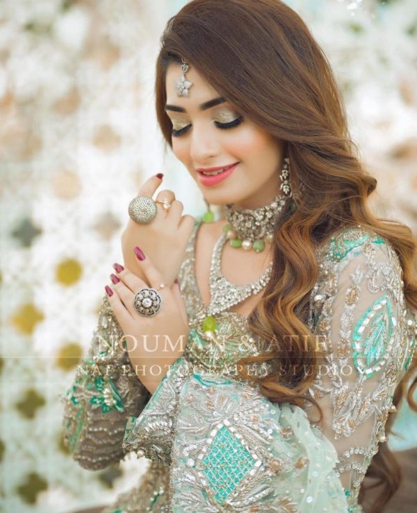 Actress Nawal Saeed Latest Shoot In Pakistani Bridal Dress