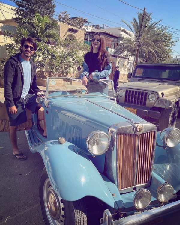 Minal Khan and Ahsan Mohsin Ikram Having Fun Ride – Video