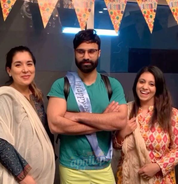Rahim Pardesi Celebrating his Birthday with his Two Wives - Beautiful Pictures