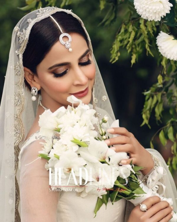 Saba Qamar recently took to Instagram to tell Headlines Official about the bride's amazing clicks. The actress looked ethereal in her all-white ivory ensemble. Fans can get a glimpse of Saba Qamar's wedding after announcing their relationship with Azeem Khan. Check out these beautiful clicks