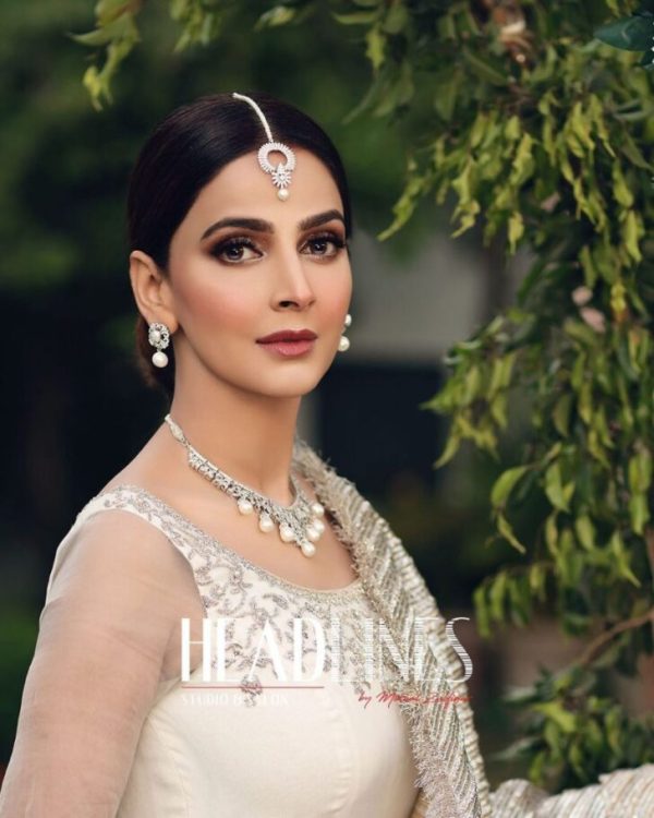 Saba Qamar recently took to Instagram to tell Headlines Official about the bride's amazing clicks. The actress looked ethereal in her all-white ivory ensemble. Fans can get a glimpse of Saba Qamar's wedding after announcing their relationship with Azeem Khan. Check out these beautiful clicks