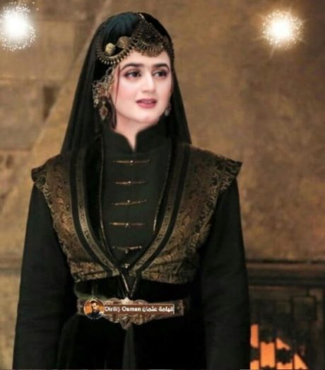 Hira Mani As Halime Hatun Drives the Internet Into a Frenzy picture