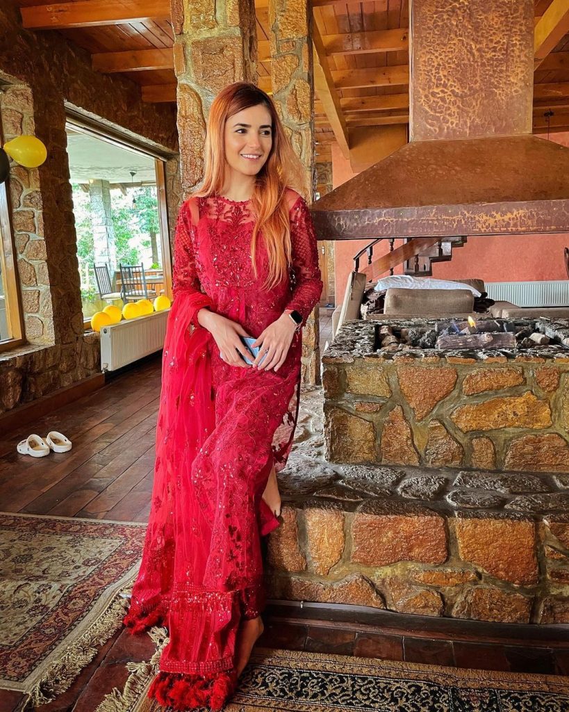 Momina Mustehsan - Latest Vacation Pictures