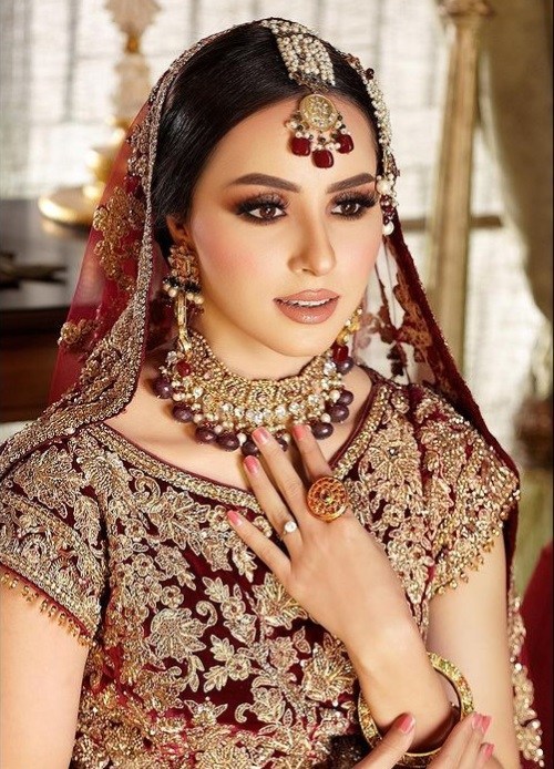 Nimra Khan Dazzles Fans With Her Bridal Shoot