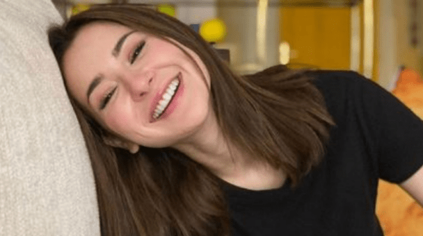 Hania Amir Shares A Cryptic Message On Instagram