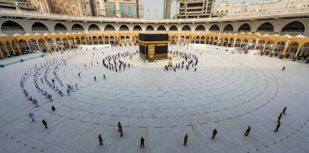 bad-news-for-muslims!-saudi-arabia-considering-barring-overseas-pilgrims-for-hajj-2021