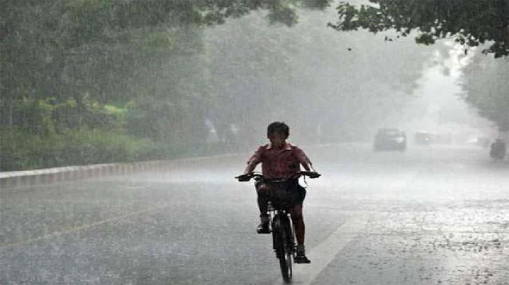 PMD Forecasts Strong Winds and Rain Throughout Pakistan